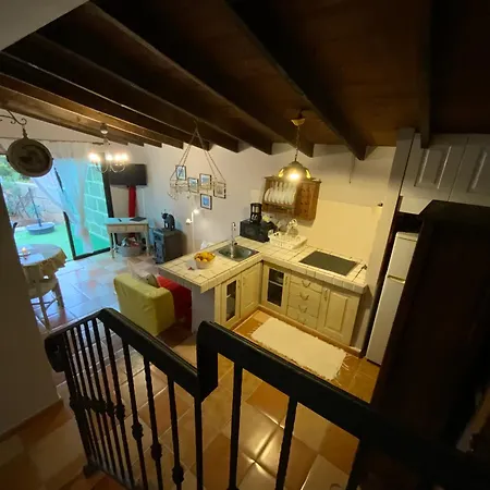 Casas Alberto Teleworking Solo Adultos