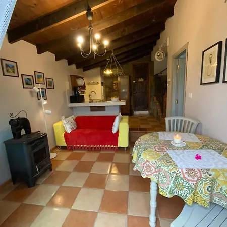 Casas Alberto Teleworking Solo Adultos